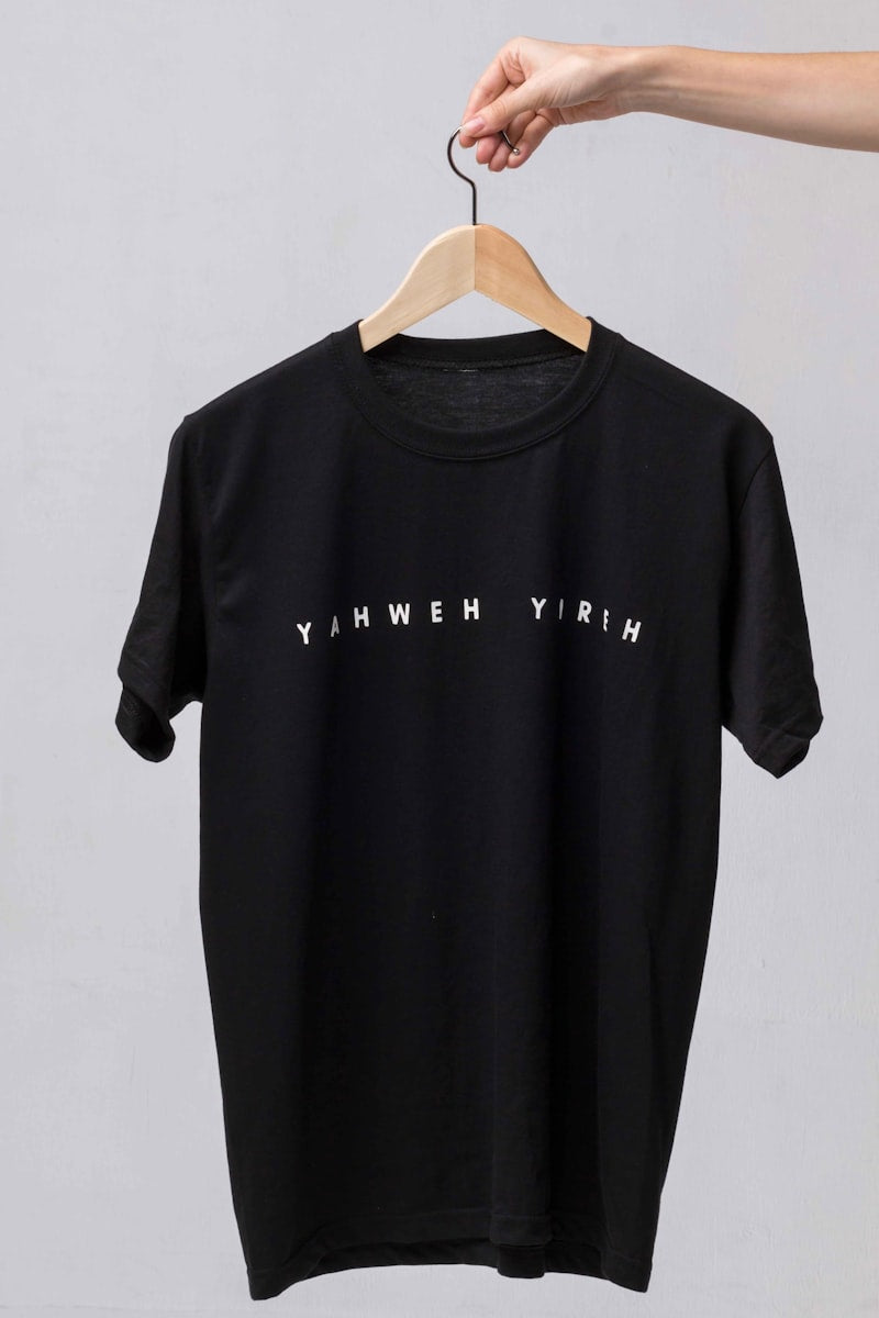 Pink graphic print tee shirt